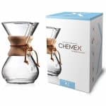 Cafetera Chemex de vidrio con soporte de madera y cuero